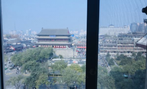 Meilun Hotel (Xi'an Zhonglou Subway Station Huiminjie)