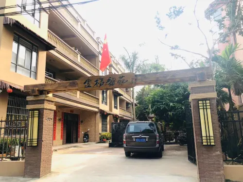 Sanya Jinji Liyuan Guesthouse