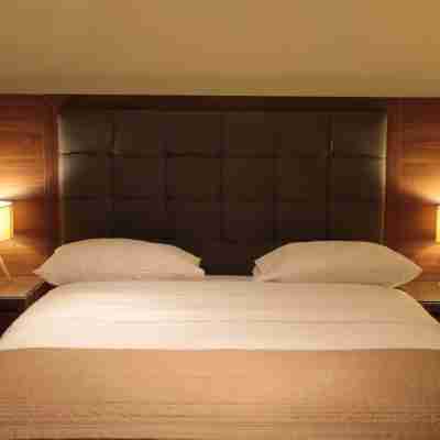 Riviera Royal Hotel Rooms