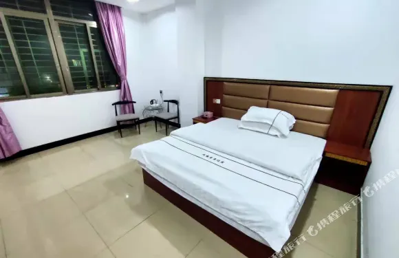 汕頭九龍商務住宿