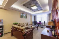 Minghao Holiday Hotel (Pingdingshan Kaiyuan Road Pedestrian Street) Hotellit kohteessa Weidong District