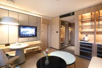 Bo Jue Holiday Inn