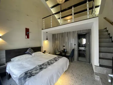 Chanyi Minfeng Hostel Отели рядом с достопримечательностью «Cuihengcun»