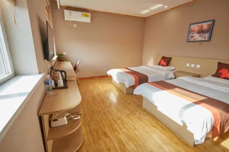 Junyi Hotel(Cheng'an Old Bus Station Branch) Отели рядом с достопримечательностью «Чэнань Народная Больница»