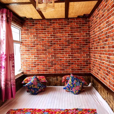 Xuegu Lirongjia・Snow Valley Boutique Scenic Inn (Snow Town Scenic Area)