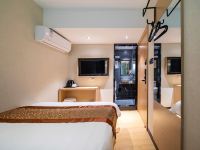 吉泰精品酒店(上海外滩南京路步行街店) - 特价大床房