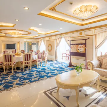 Comfortable hotel inn(Hotels at Jiangsu University of Science and Technology)