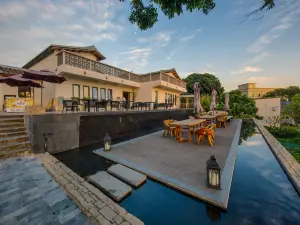 秋長谷里美願村