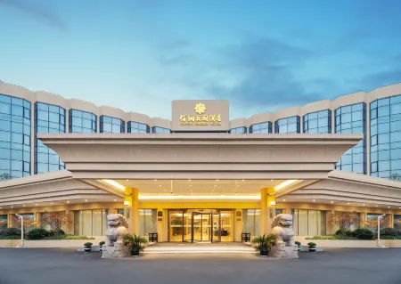 Fliport Garden Hotel Отели рядом с достопримечательностью «Wanfu Temple»