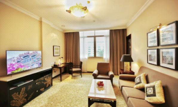 Dong Fang Hotel - Housity