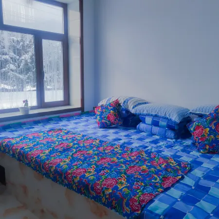 Our Inn (Xuegu Scenic Area Branch)
