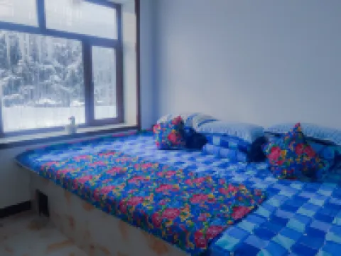 Our Inn (Xuegu Scenic Area Branch)