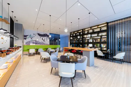 Grace Select Hotel (Suzhou Industrial Park) Отели рядом с достопримечательностью «Xiao Fangfang Hall of Performing»