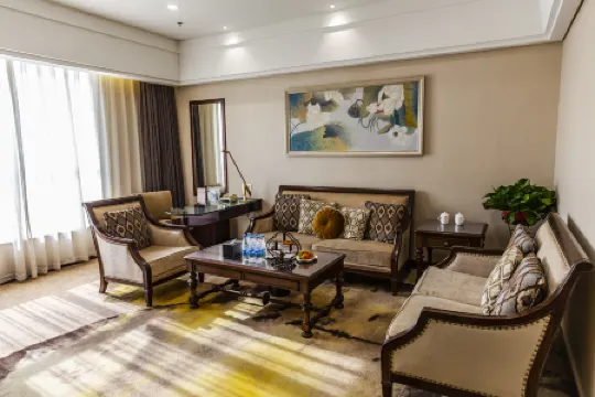 Zhuozheng International Hotel