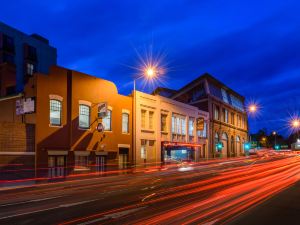 The Old Woolstore Apartment Hotel