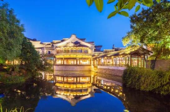 Wuzhen Zhaoming House Hotels in In Xishan Scenic Spot