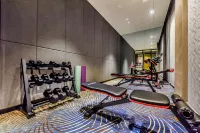 Wanyi Hotel (Chongqing Jiefangbei Pedestrian Street Hongyadong Branch)