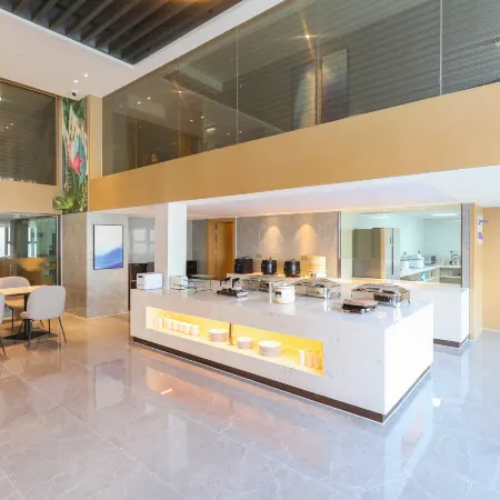 Mujiangnan Hotel (Changzhou Dinosaur Park Manhattan Plaza)