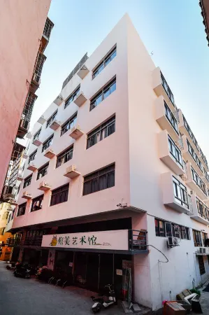 Meet Hotel