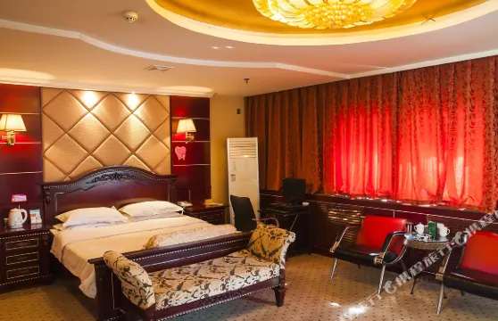 高平嘯雲大酒店