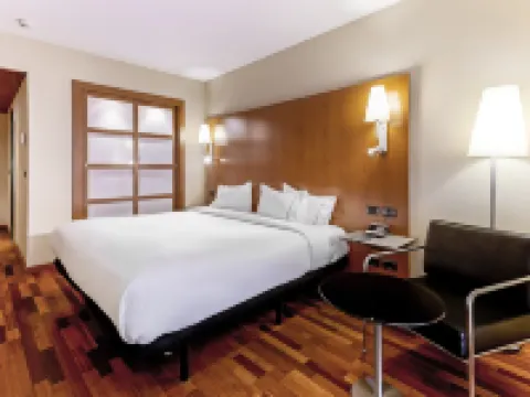 薩拉戈薩洛斯因萊斯民宿 薩拉戈薩省酒店