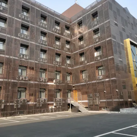 Yitel Collection (Beijing Yonghe Temple Hepingli Metro Station) Hotels in Beijing
