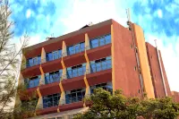 La Posh Hotel