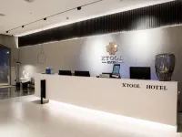 Nanchang Xiangtuyue Hotel (Tengwang Pavilion, Yangming Park Metro Station) Hotels near Donghu