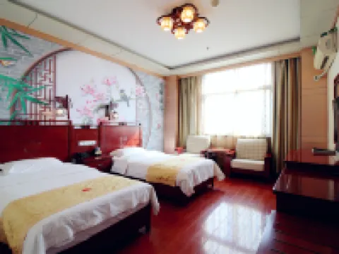 Huanyu Grand Hotel (Yishui Dongfang Shopping Center Chang'an South Road) Hotels in Yishui