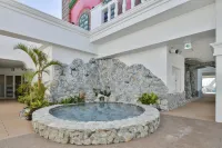 Lequ Okinawa Chatan Spa ＆ Resort - Hot Tub