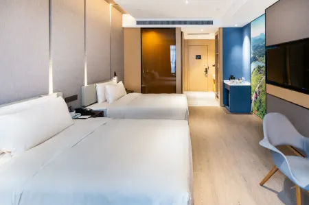 Atour Hotel (Qingyuan Shunying Guangbai) Отели рядом с достопримечательностью «Niuyuzui Scenic Area»