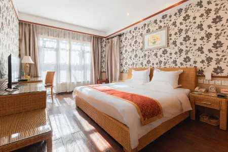 Tuanbo Lake Hotspring Resorts & Spa