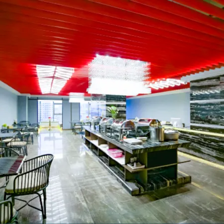 H Hotel