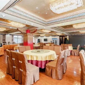 Labuleng Civil Aviation Hotel