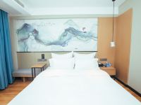 濮阳品悦国际酒店 - 轻奢空气净化大床房