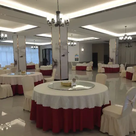 Huashan Hotel (Government compound)