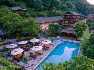 Yangshuo Ancient Garden Boutique Hotel (Songcheng Eternal Love Yulonghe Scenic Area)