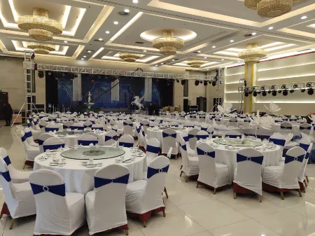 Mei Di Ya Zhong Hua Hotel