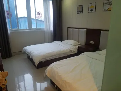 Mengcheng Green House Business Hotel