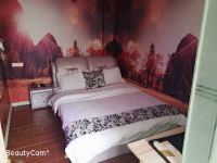 紫云玫瑰主题酒店 - 标准大床房