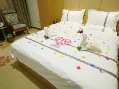 临夏元盛豪庭宾馆 - 雅致大床房