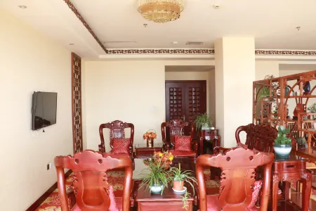 Xuanwei Meihuan Hotel