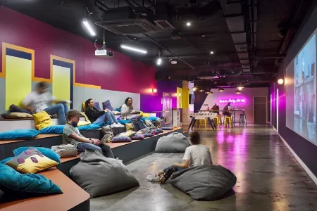 Hostel G Perth Отели рядом с достопримечательностью «Кафедральный собор Сейнт Мэри»