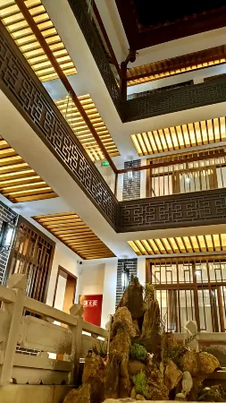 Guangyuan Erdu Dongyuan Guesthouse Отели рядом с достопримечательностью «Zhaohua Ancient City»