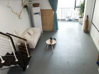 潍坊流动的拾光公寓 - 舒适loft一室一厅套房