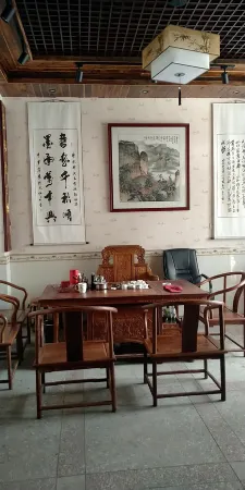 Xinmengyuan Holiday Hotel