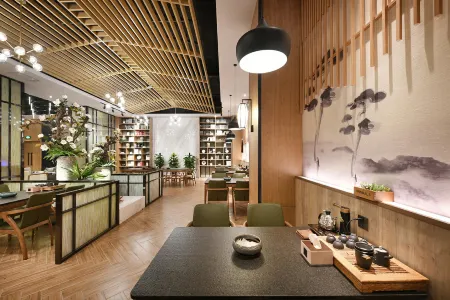 MEHOOD LESTIE Hotel (Xi'an Daming Palace Xishi Library Subway Station) Отели рядом со станцией Xi'an North Railway Station