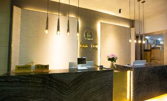 Jicheng Business Hotel (Zhengzhou International Convention and Exhibition Center store)