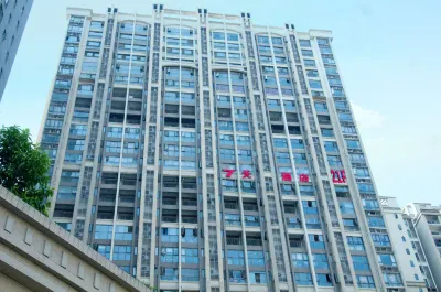 7Days Inn Chain Hotel (Chongqing Foreigners Street International Community) Hotel in zona Chongqing Dafosi Shipside