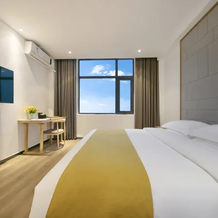 Moshe Hotel (Xihua Oriental International)